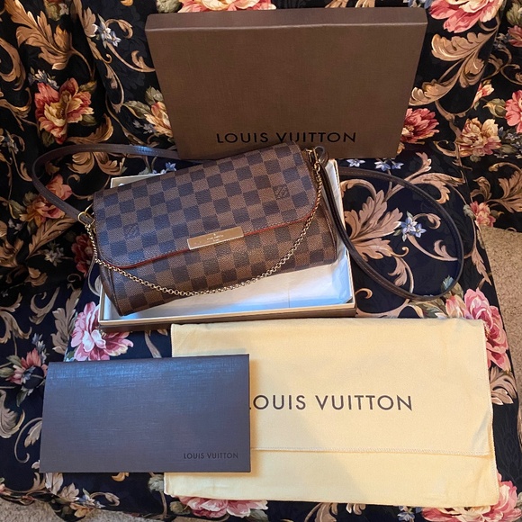 LOUIS VUITTON FAVORITE MM DAMIER EBENE CROSSBODY BAG + ALL SHOWN IN PICTURE - Picture 1 of 15
